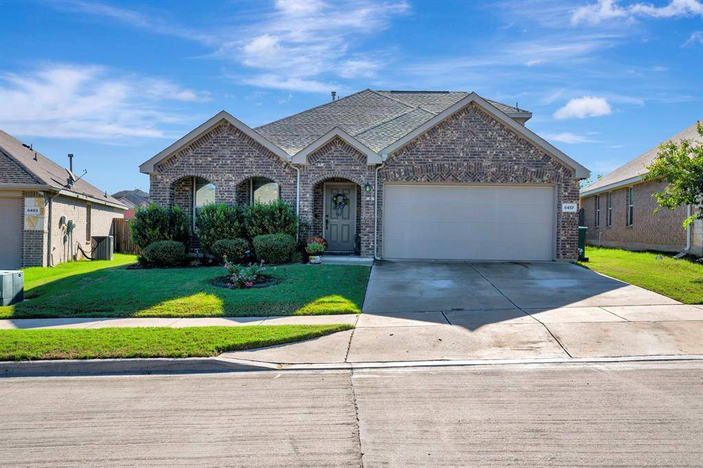 8457 Sweet Flag Lane, Fort Worth, TX 76123