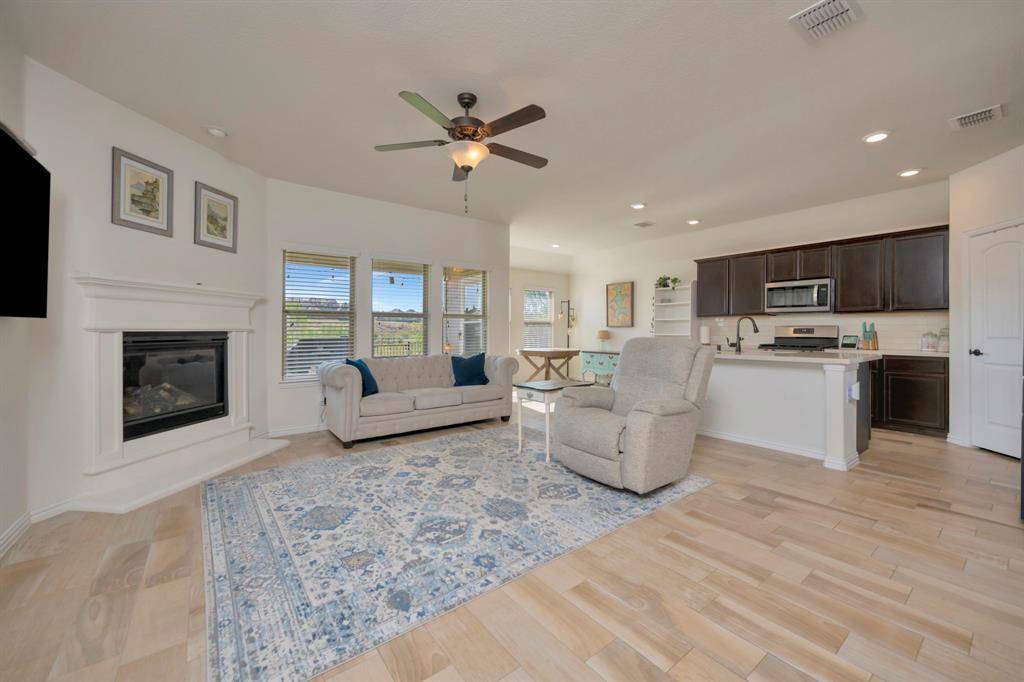 8457 Sweet Flag Lane, Fort Worth, TX 76123