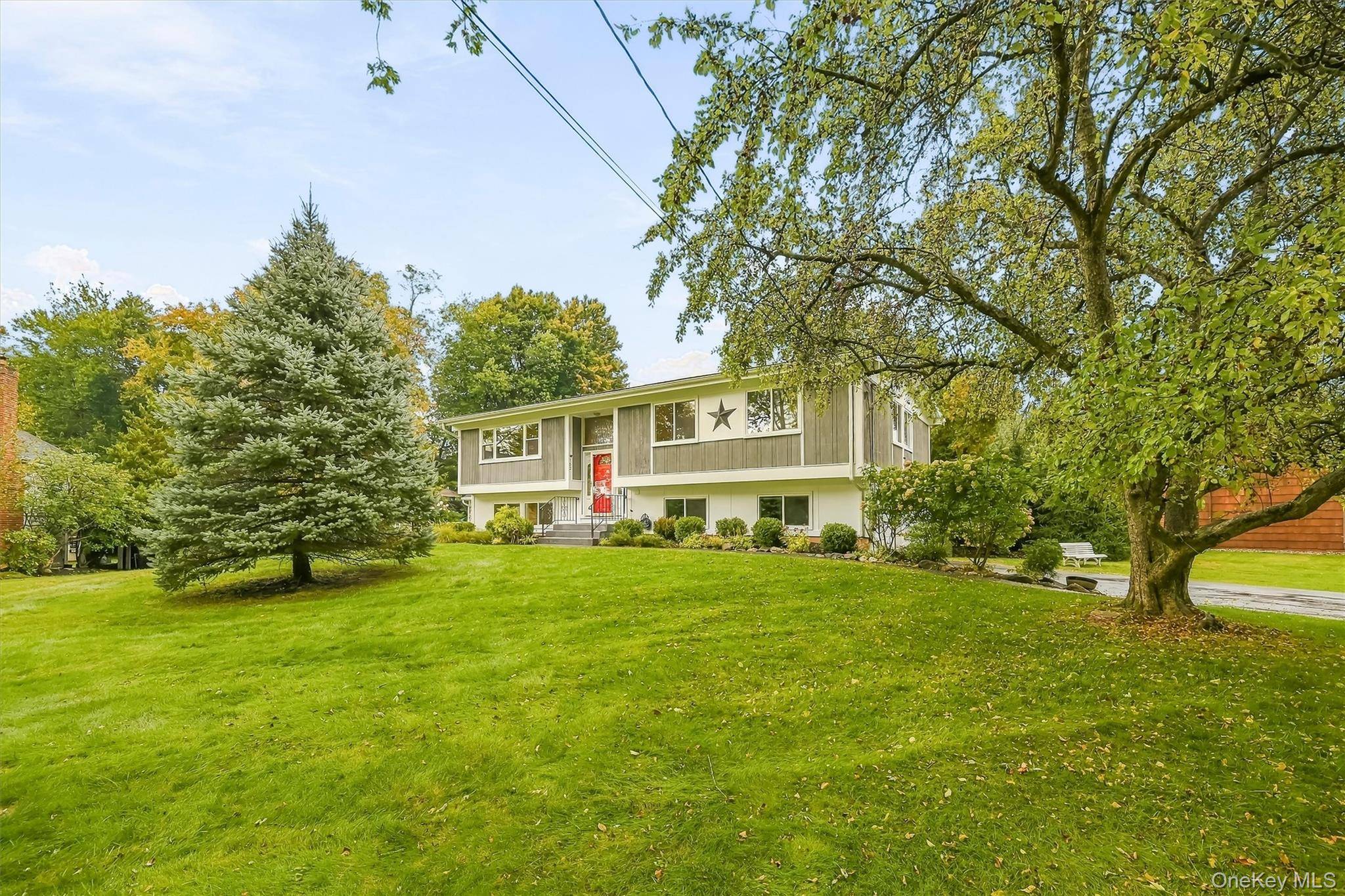 152 California RD, Yorktown Heights, NY 10598