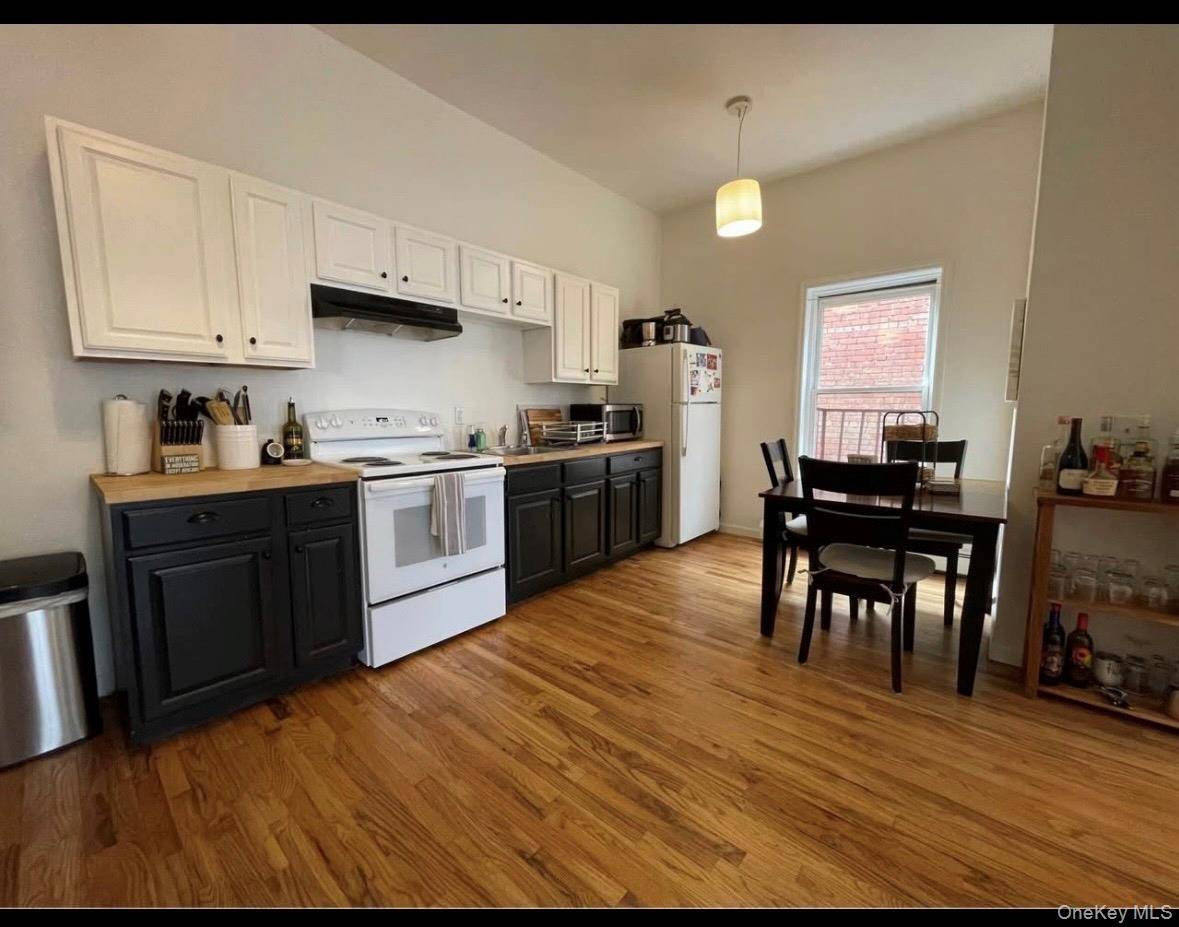 484 Main ST, Beacon, NY 12508