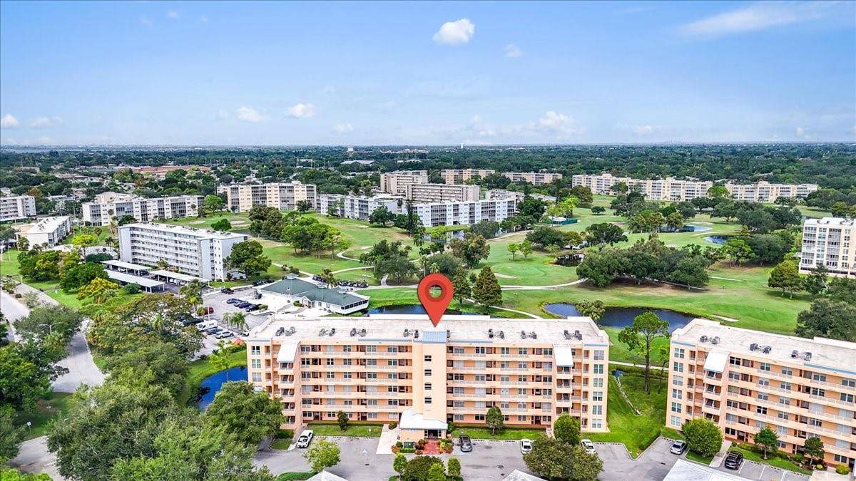 4570 PINEBROOK CIR #208, Bradenton, FL 34209