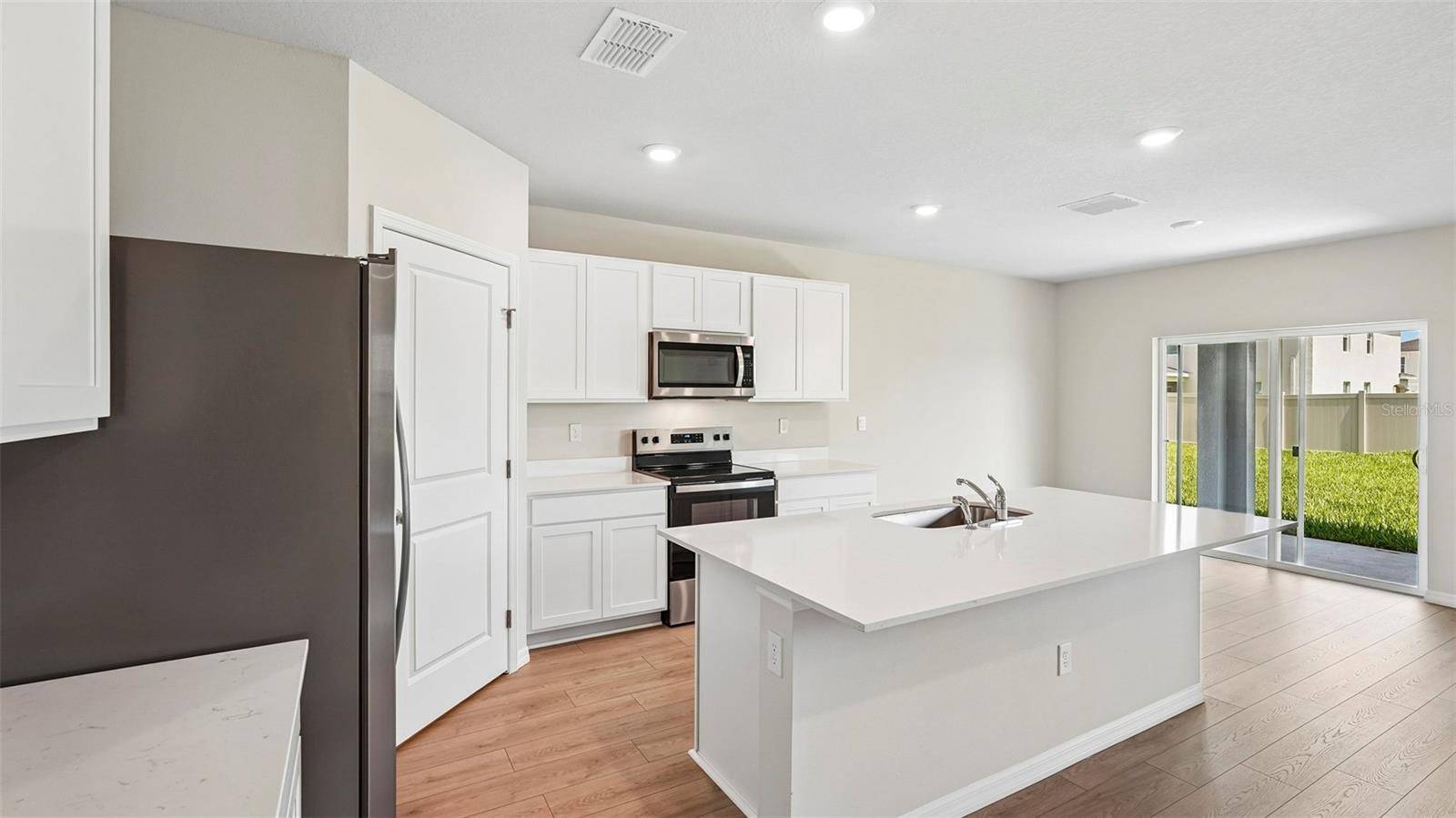 11912 MOUNTAIN ISLAND TRL, Parrish, FL 34219