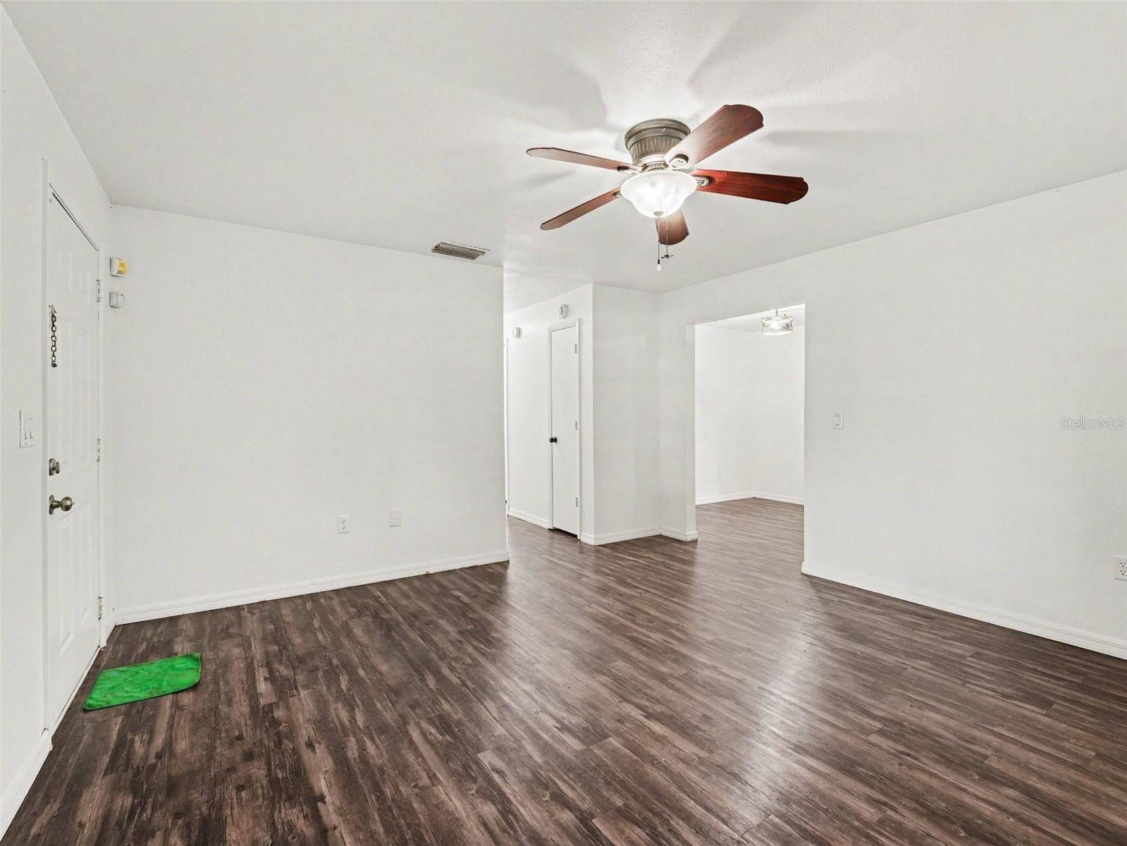 4042 HOMESTEAD DR, Lakeland, FL 33810