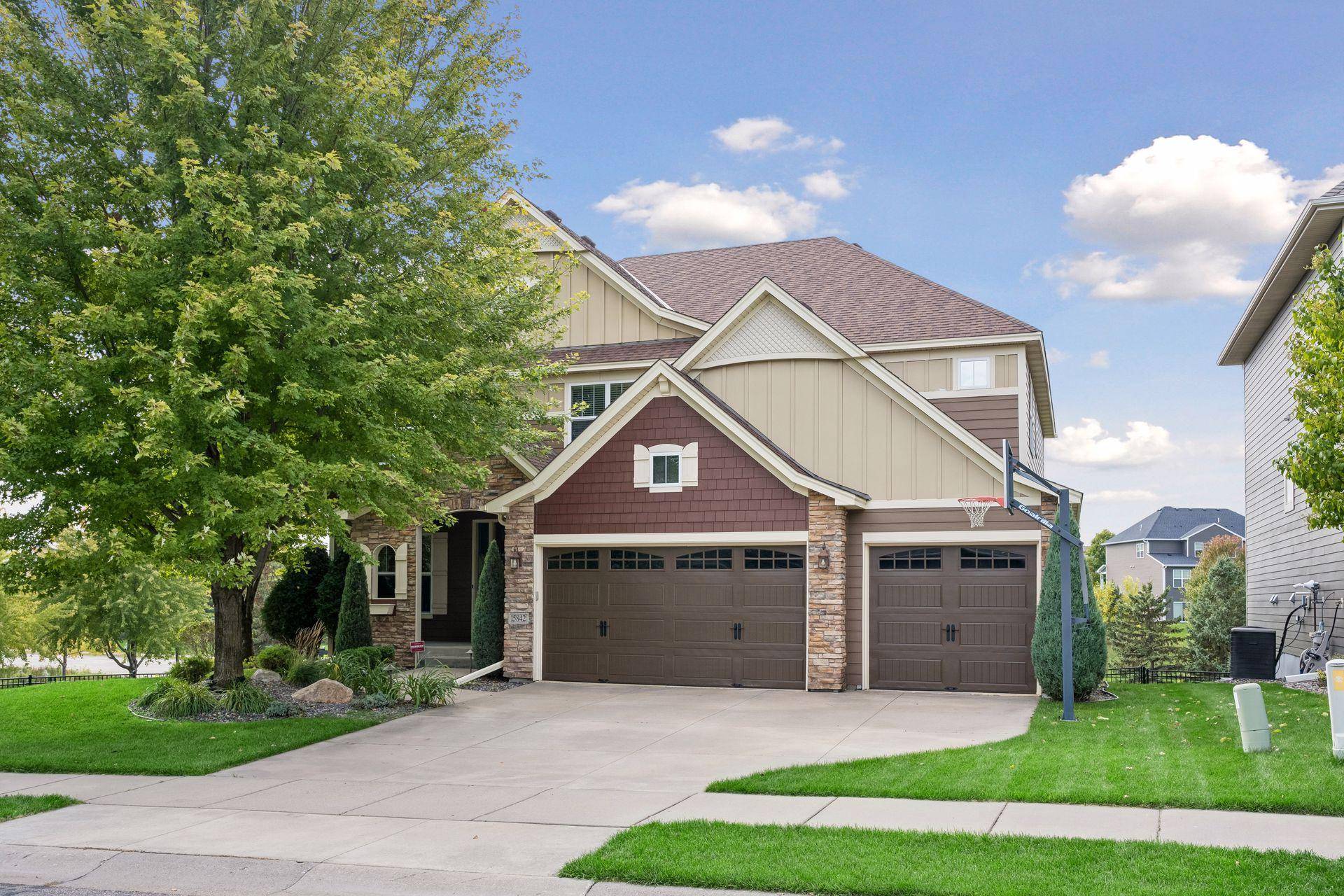 15842 57th PL N, Plymouth, MN 55446