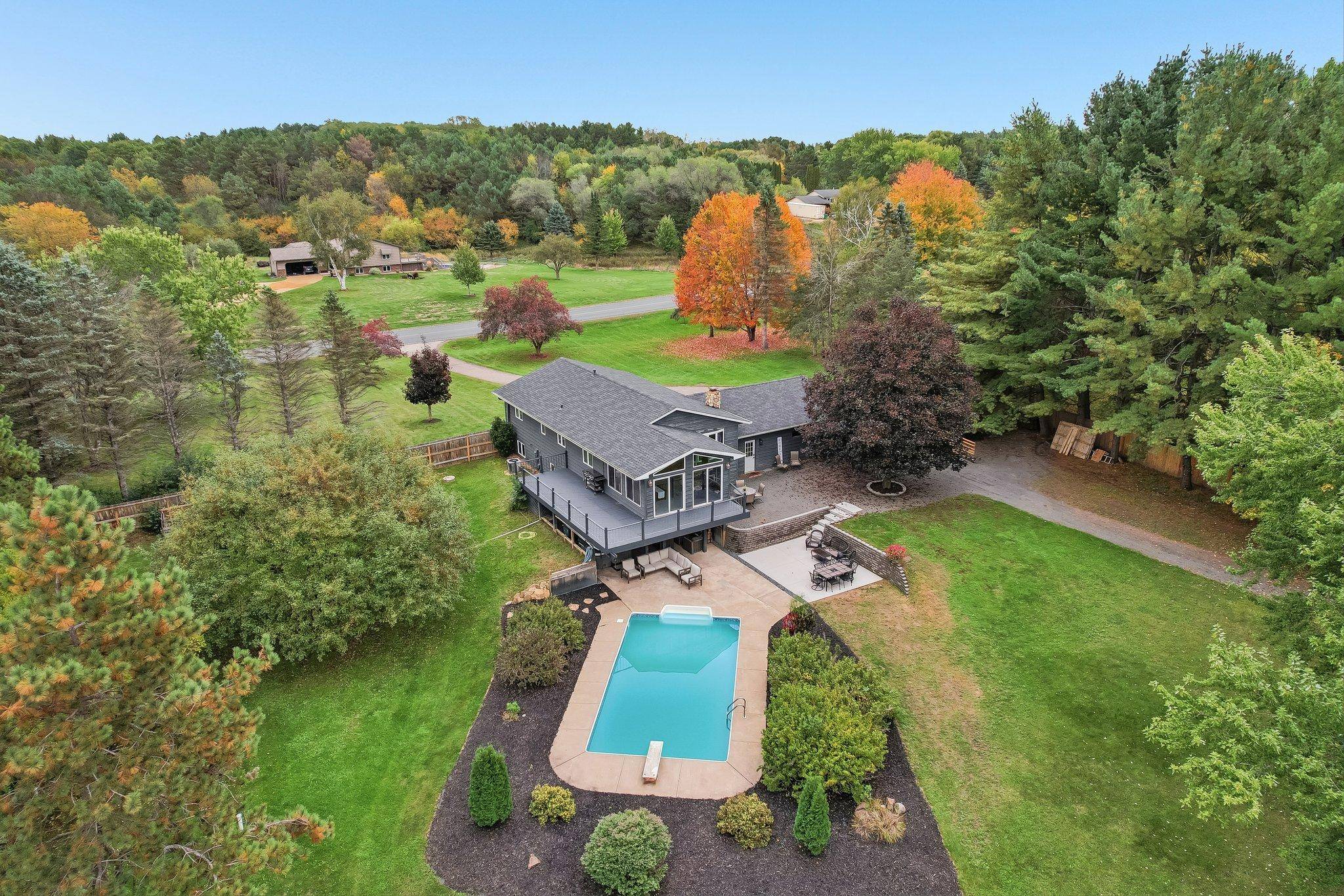 1252 Rolling Hills TRL, Hudson, WI 54016