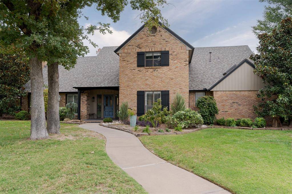 2209 Faircloud DR, Edmond, OK 73034