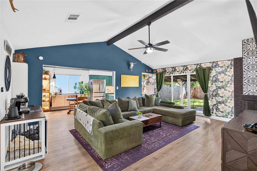 2715 Barrington Place, Arlington, TX 76014