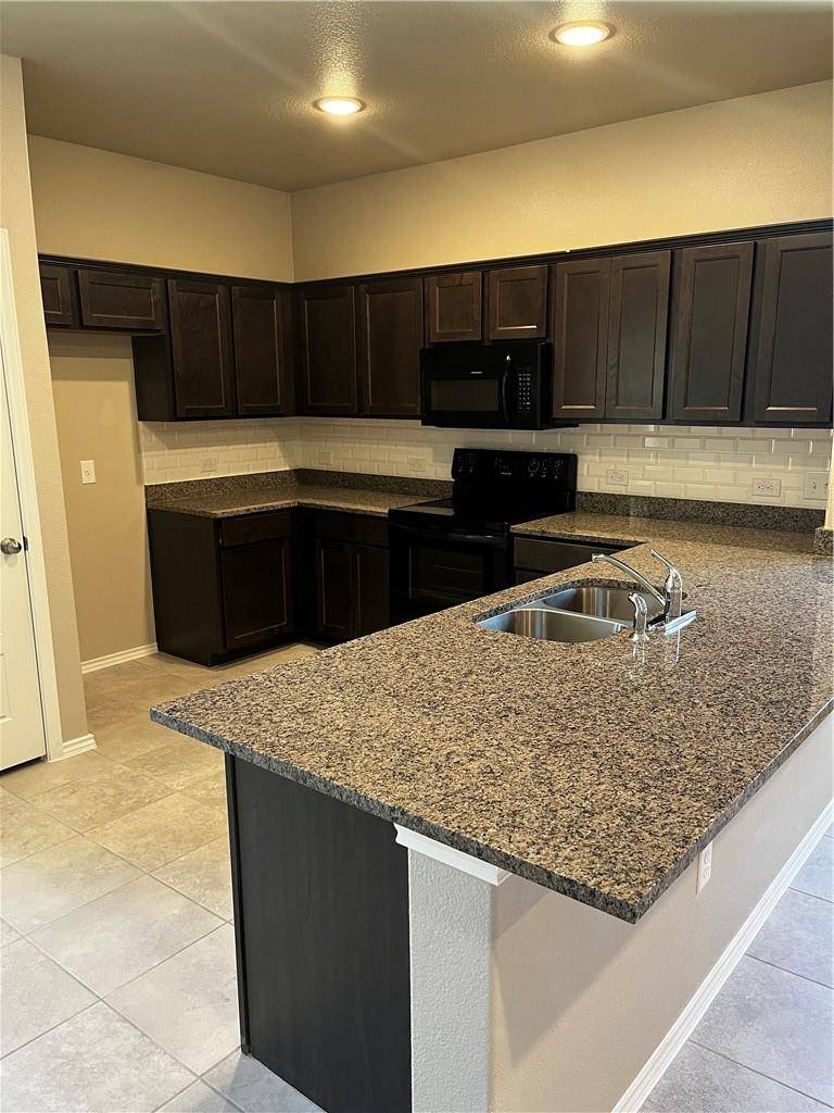 1137 Garland RD, Georgetown, TX 78626