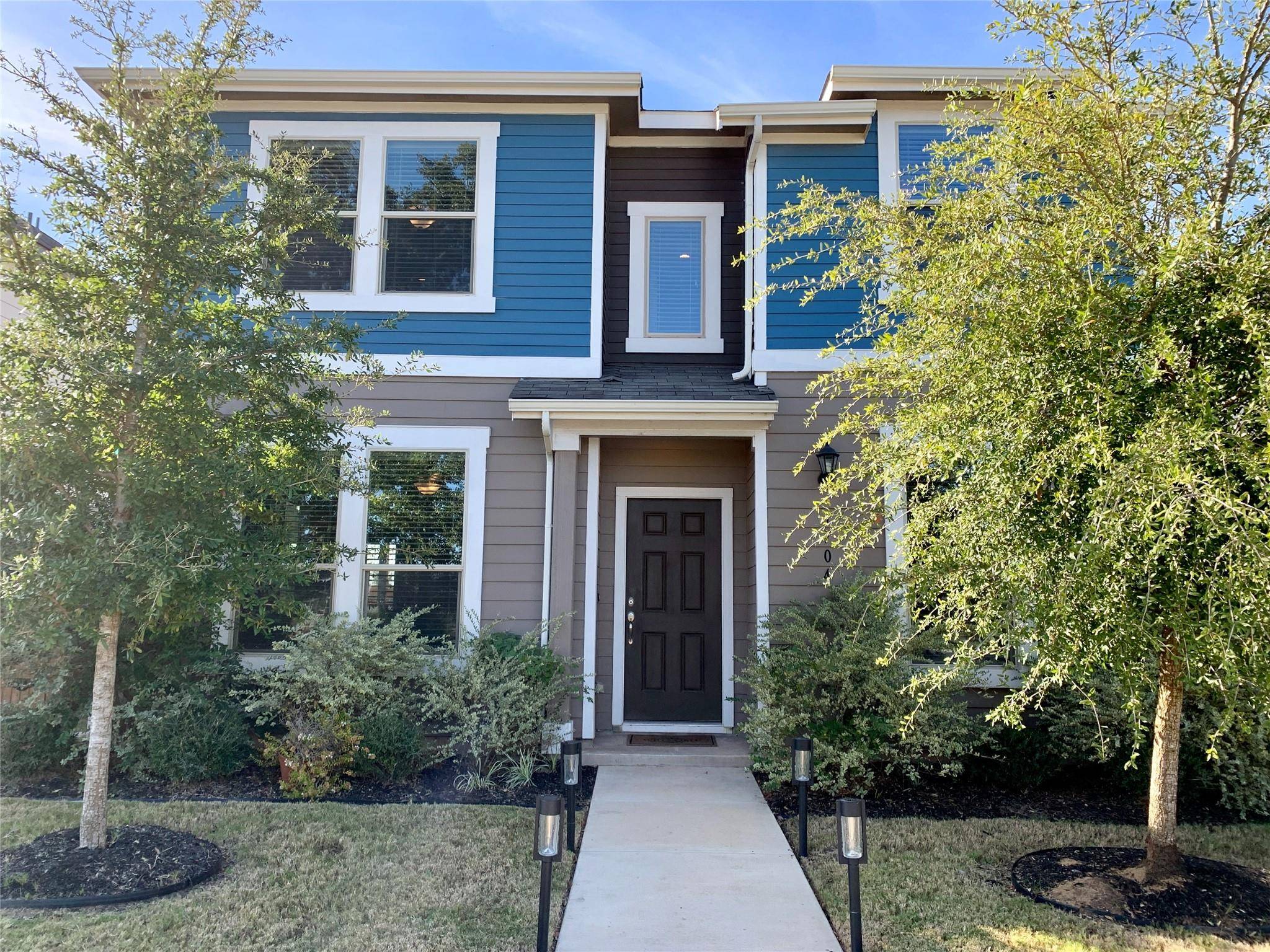 1704 Los Olivios WAY, Austin, TX 78725