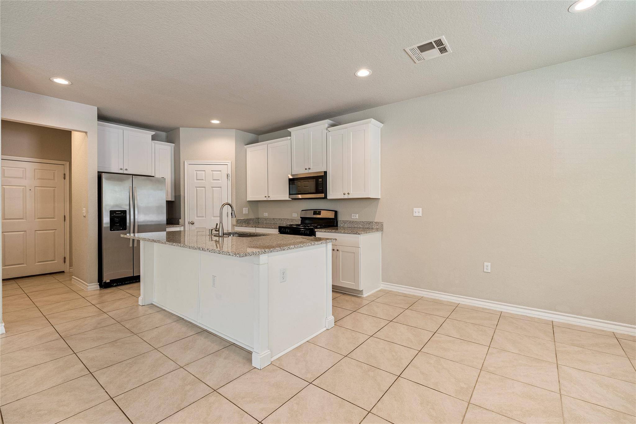 1704 Los Olivios WAY, Austin, TX 78725