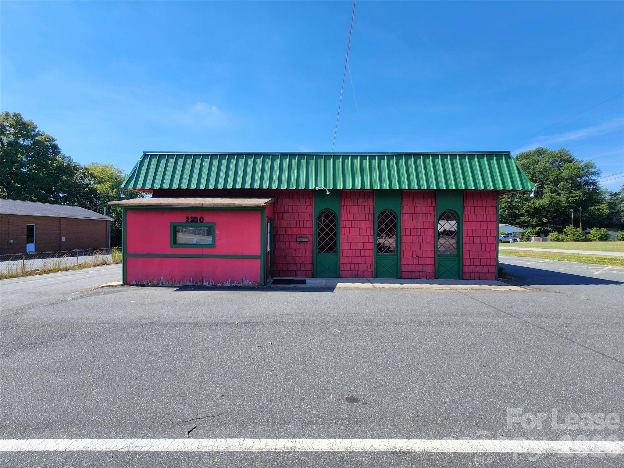 2300 S Cannon BLVD, Kannapolis, NC 28083