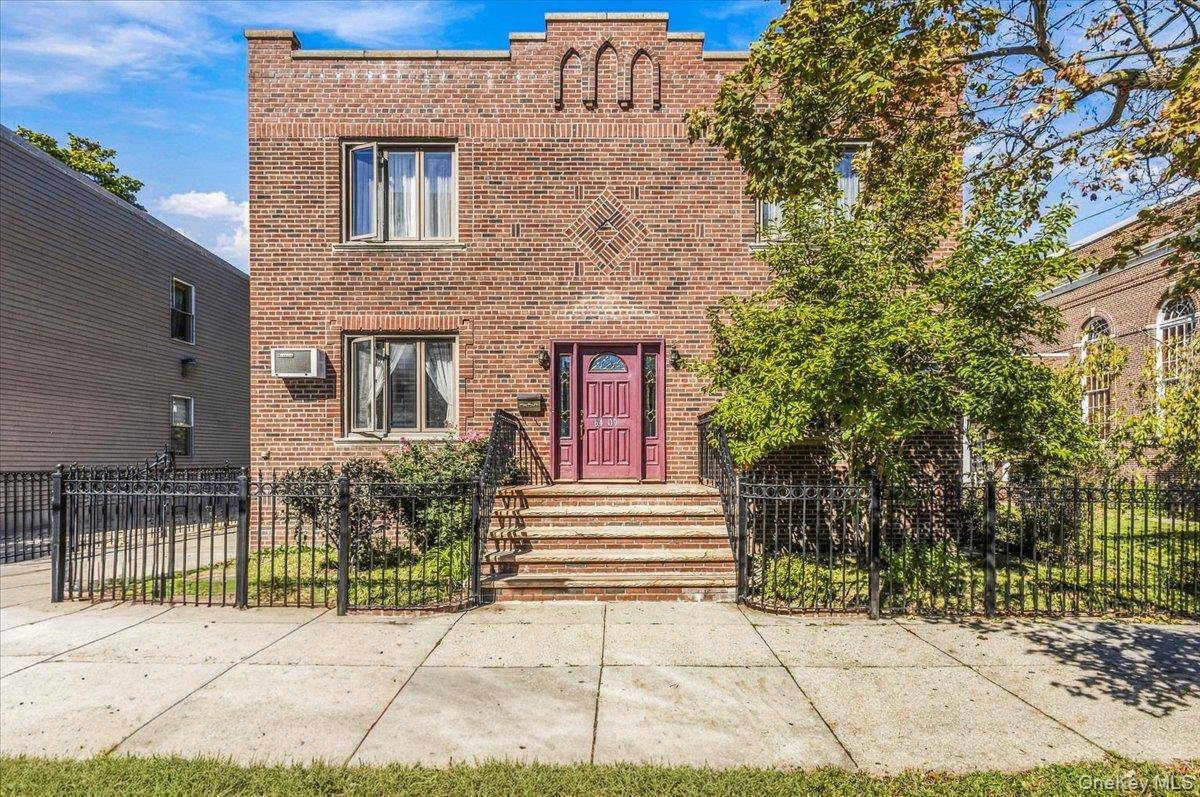 6409 Catalpa AVE, Ridgewood, NY 11385