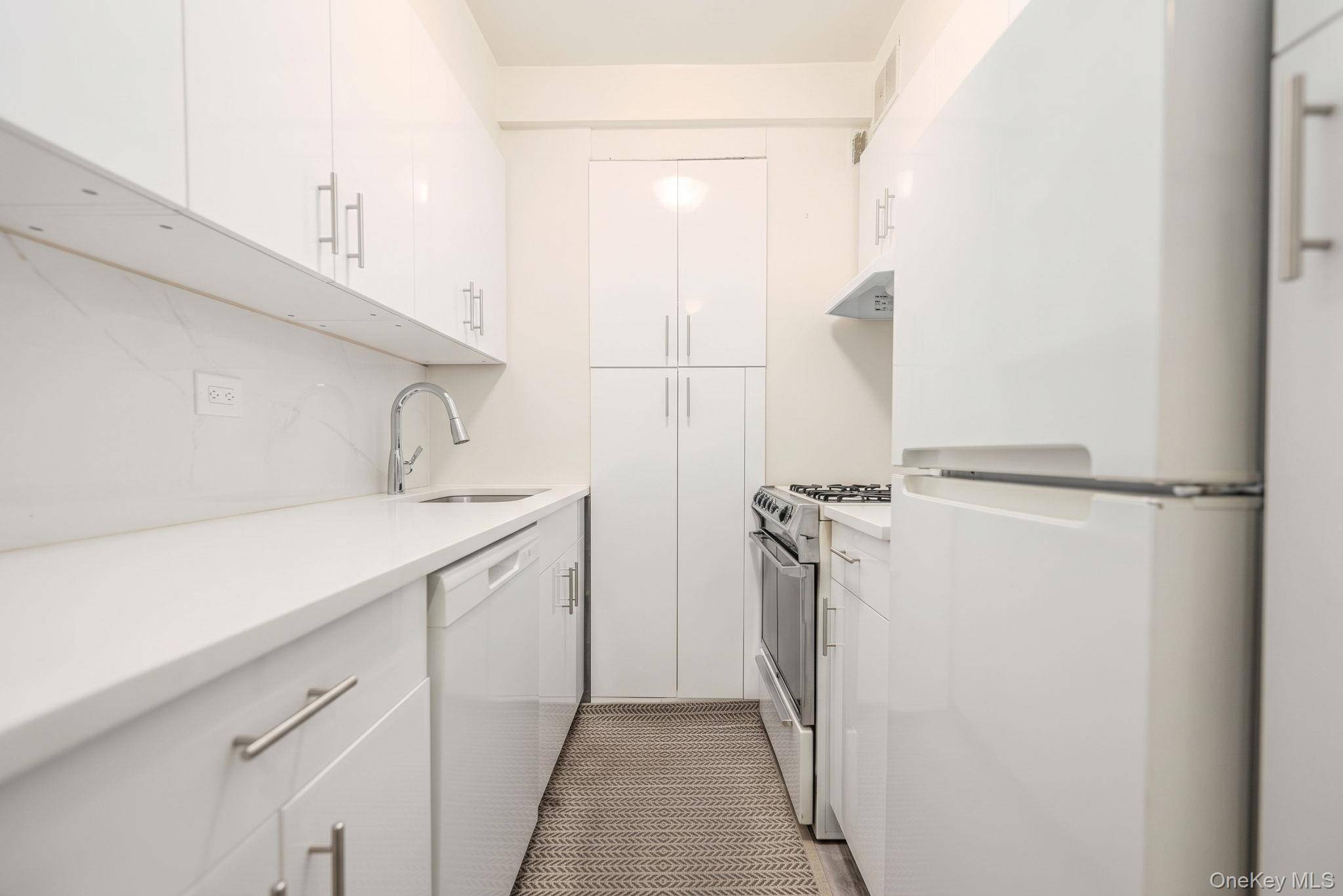 141 E 55th ST #4H, New York (manhattan), NY 10022