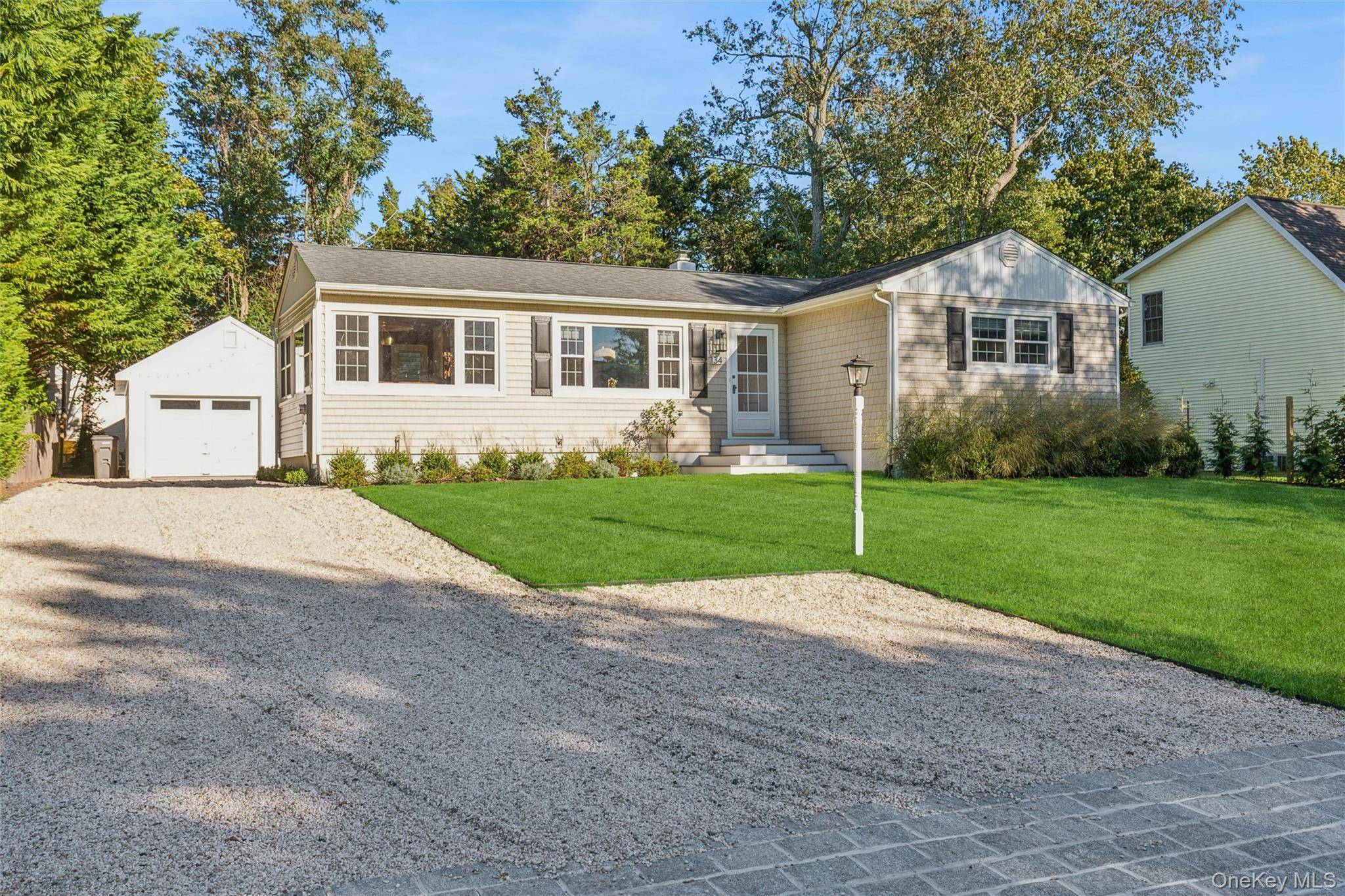 34 Westwood DR, Sag Harbor, NY 11963