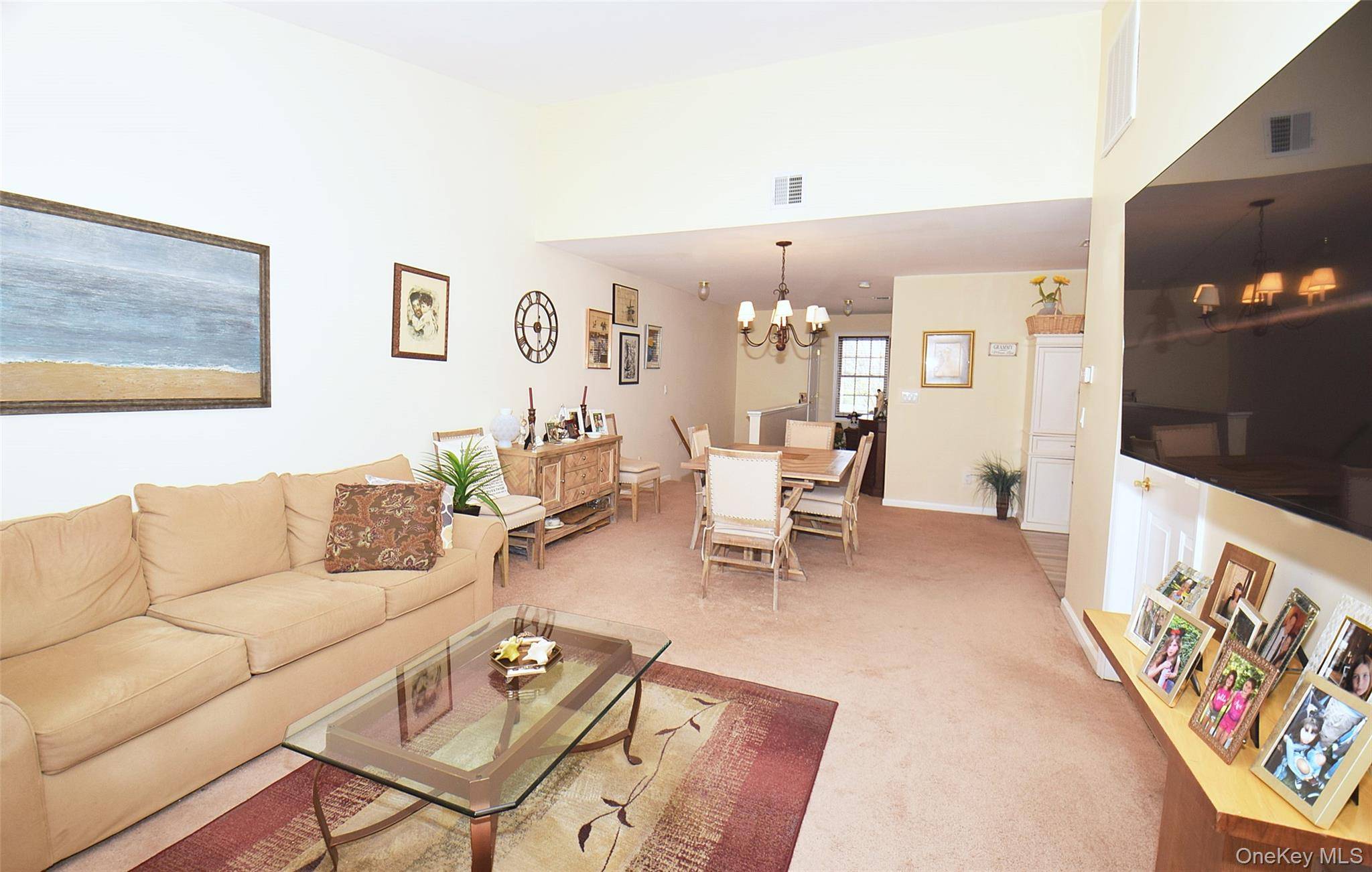 822 Portofino PL, Melville, NY 11747
