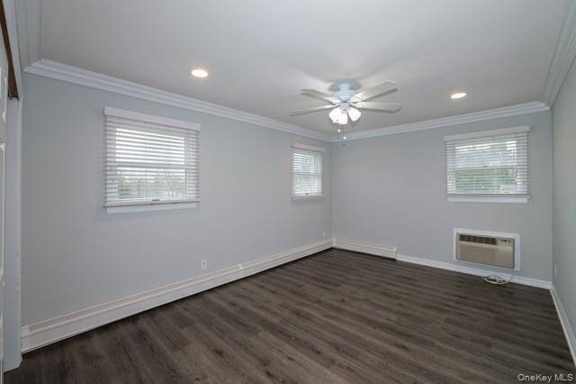 37 Elliot PL #37-8B, Smithtown, NY 11787
