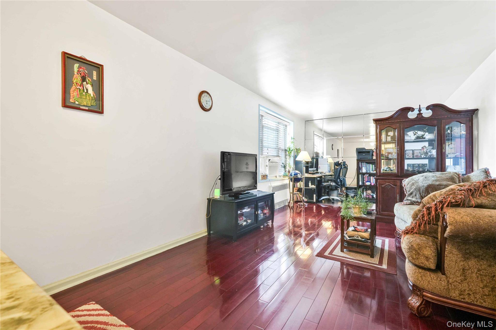 27-05 Parsons BLVD #6F, Flushing, NY 11354