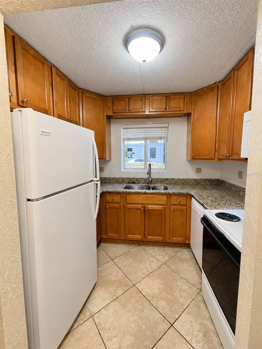 102 S PENINSULA DR #100, Daytona Beach, FL 32118