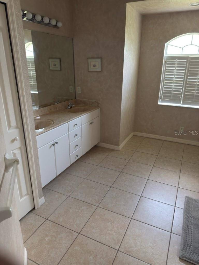 4258 MERMELL CIR, North Port, FL 34291