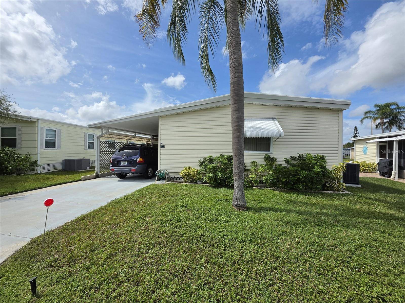 5293 POINCIANA CIR, New Port Richey, FL 34653