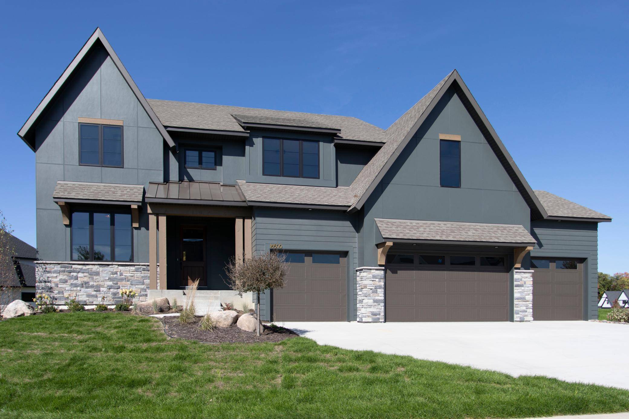 16500 64th AVE N, Maple Grove, MN 55311