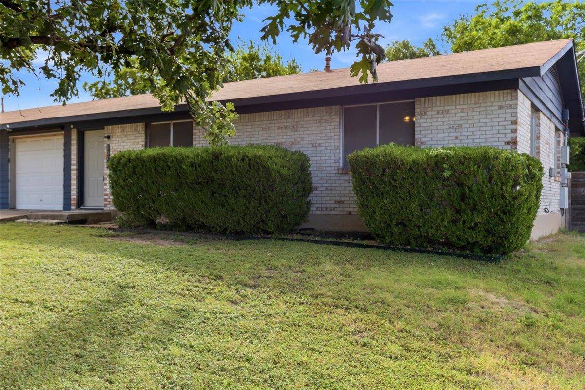 207 W Noton ST #B, Pflugerville, TX 78660