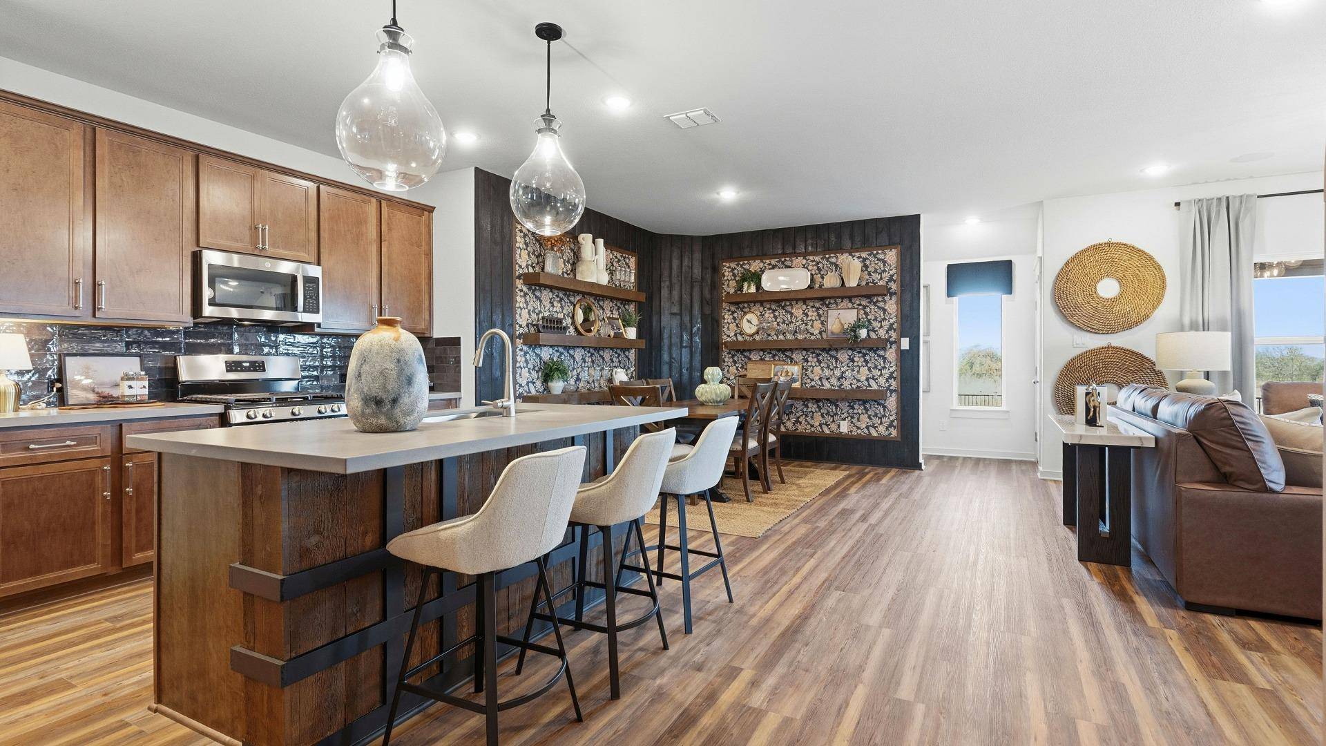 304 Hazy View RD, San Marcos, TX 78666
