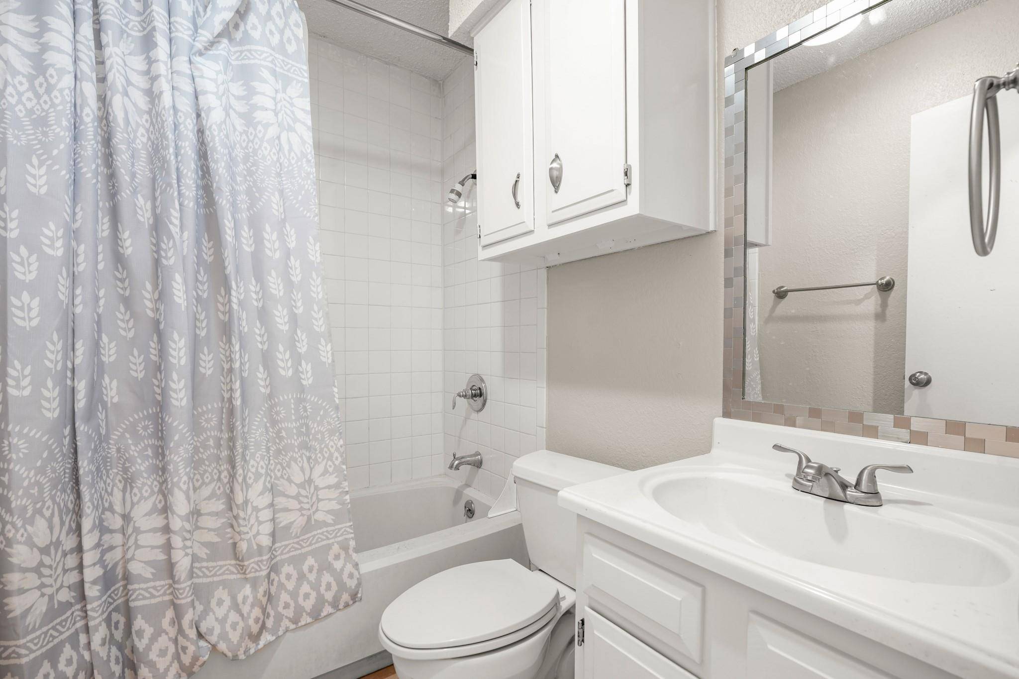 3213 Plantation RD, Austin, TX 78745