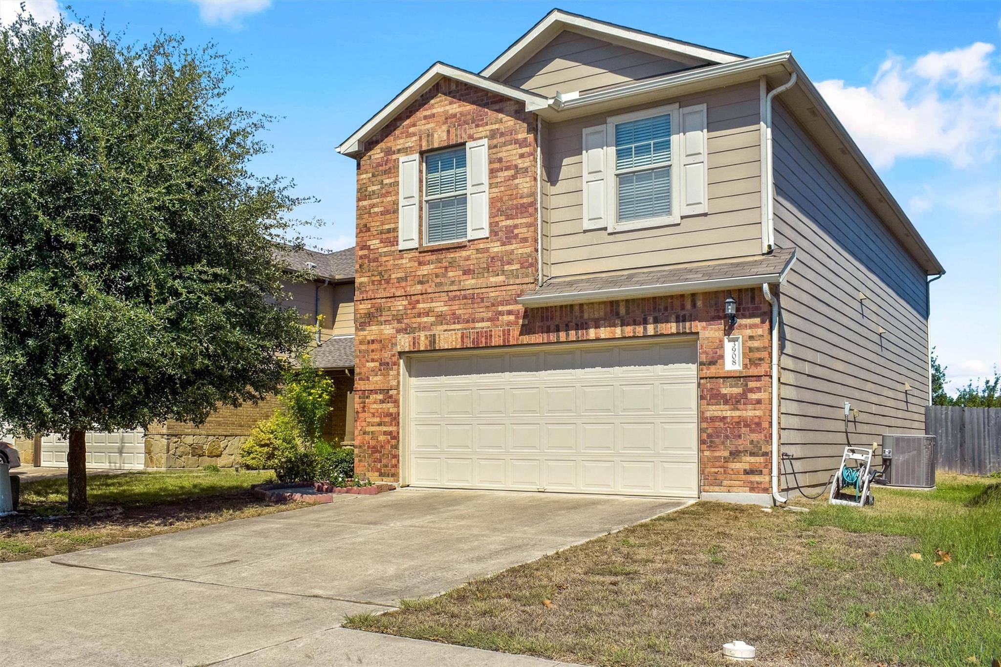 3908 Belmont Stables LN, Austin, TX 78728