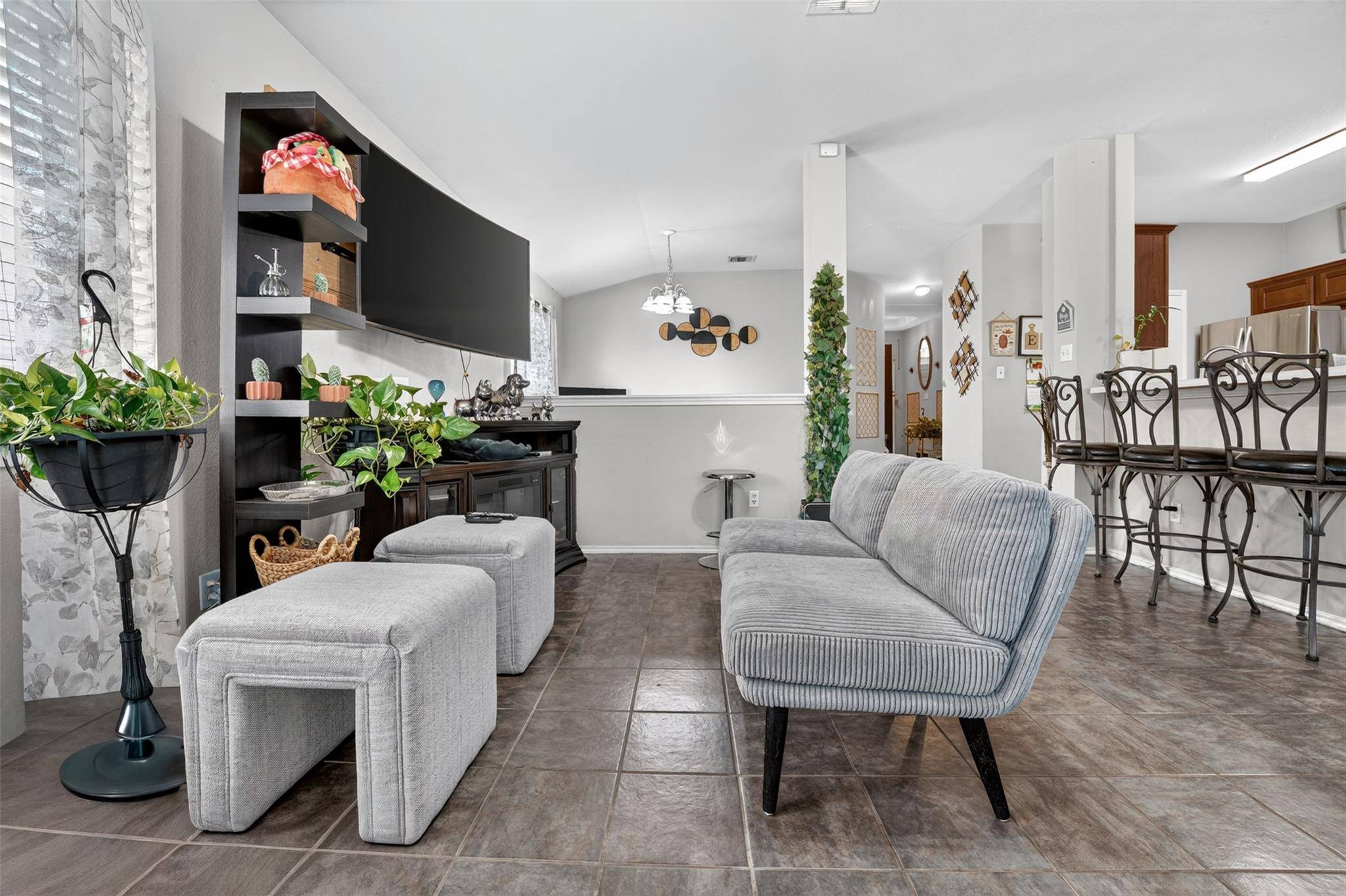 2436 BUTLER WAY, Round Rock, TX 78665