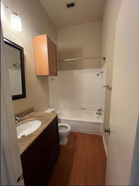 1908 San Antonio ST #303, Austin, TX 78705