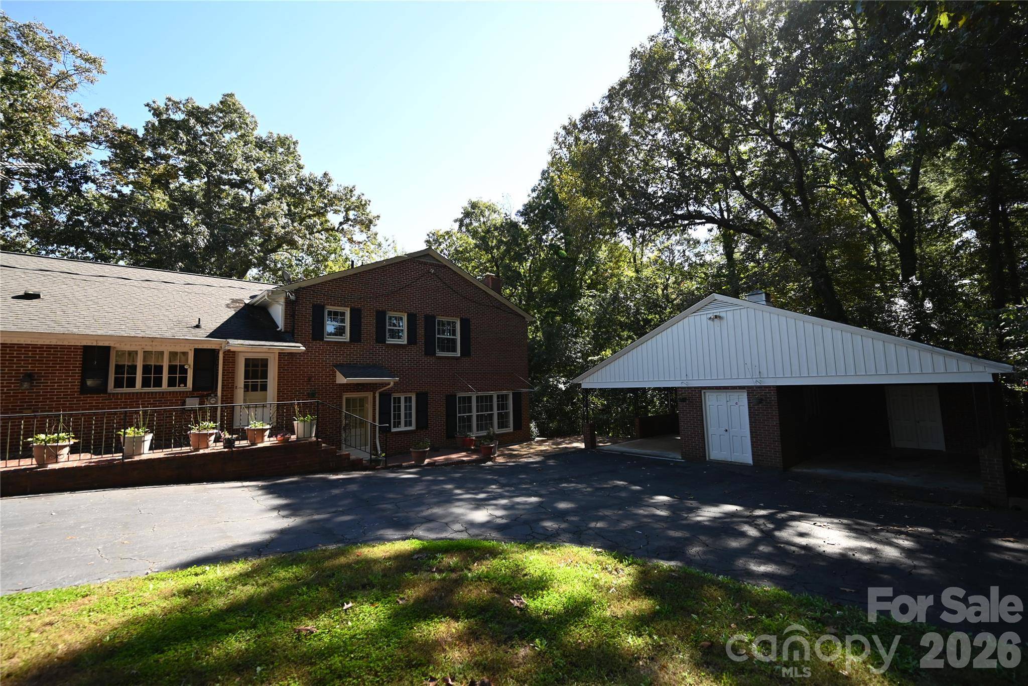 1308 Laurel ST NE, Valdese, NC 28690