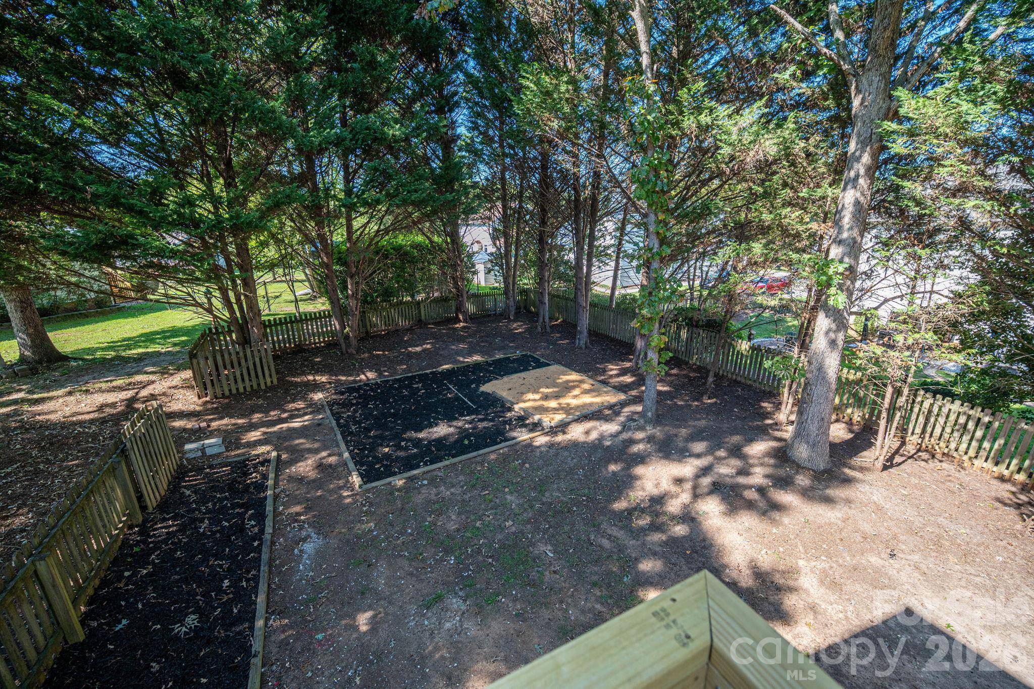 2730 24th Street CT NE, Hickory, NC 28601