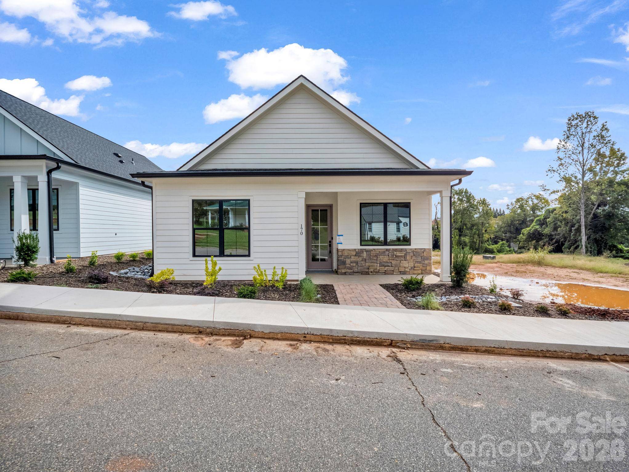 170 N Mitchell ST, Rutherfordton, NC 28139