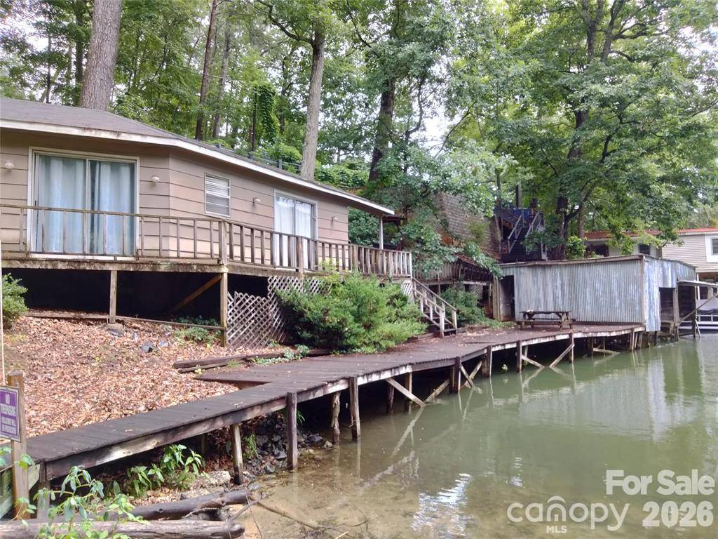 127 Rock Crest CV, Lake Lure, NC 28746