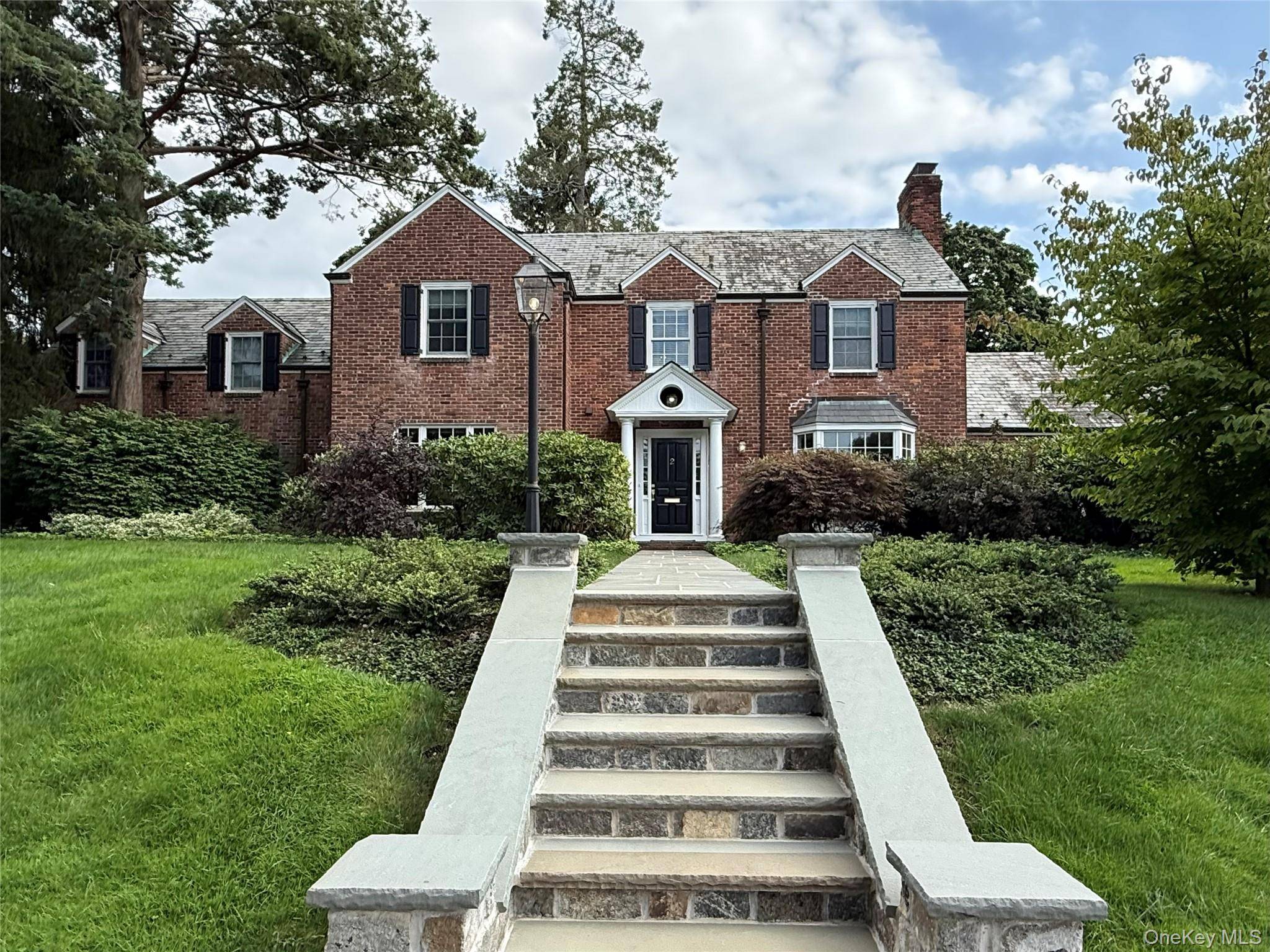 2 Saint Marks, Cold Spring Harbor, NY 11724