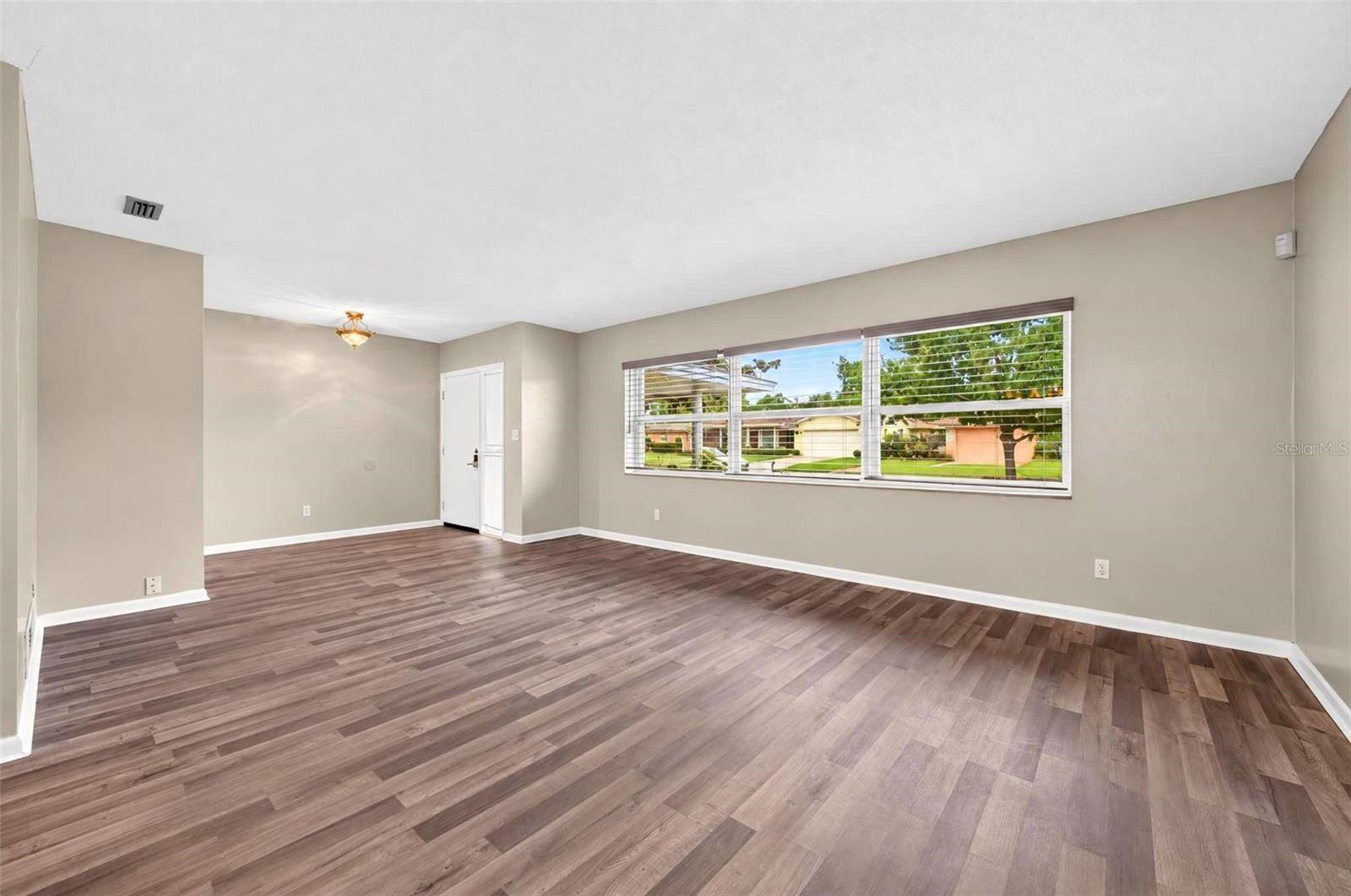 2504 LAUDERDALE CT, Orlando, FL 32805