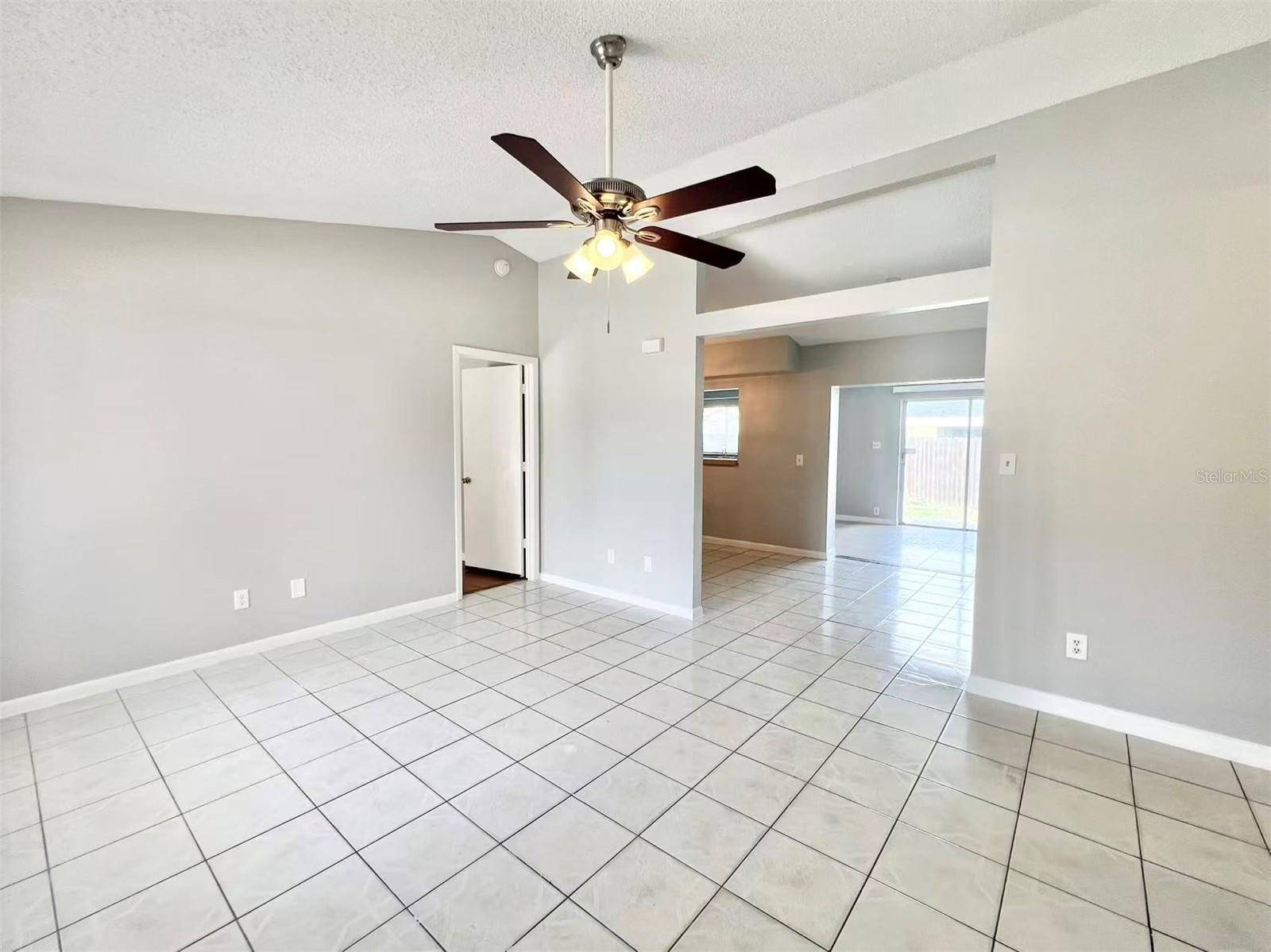 291 LALLA LN, Apopka, FL 32712