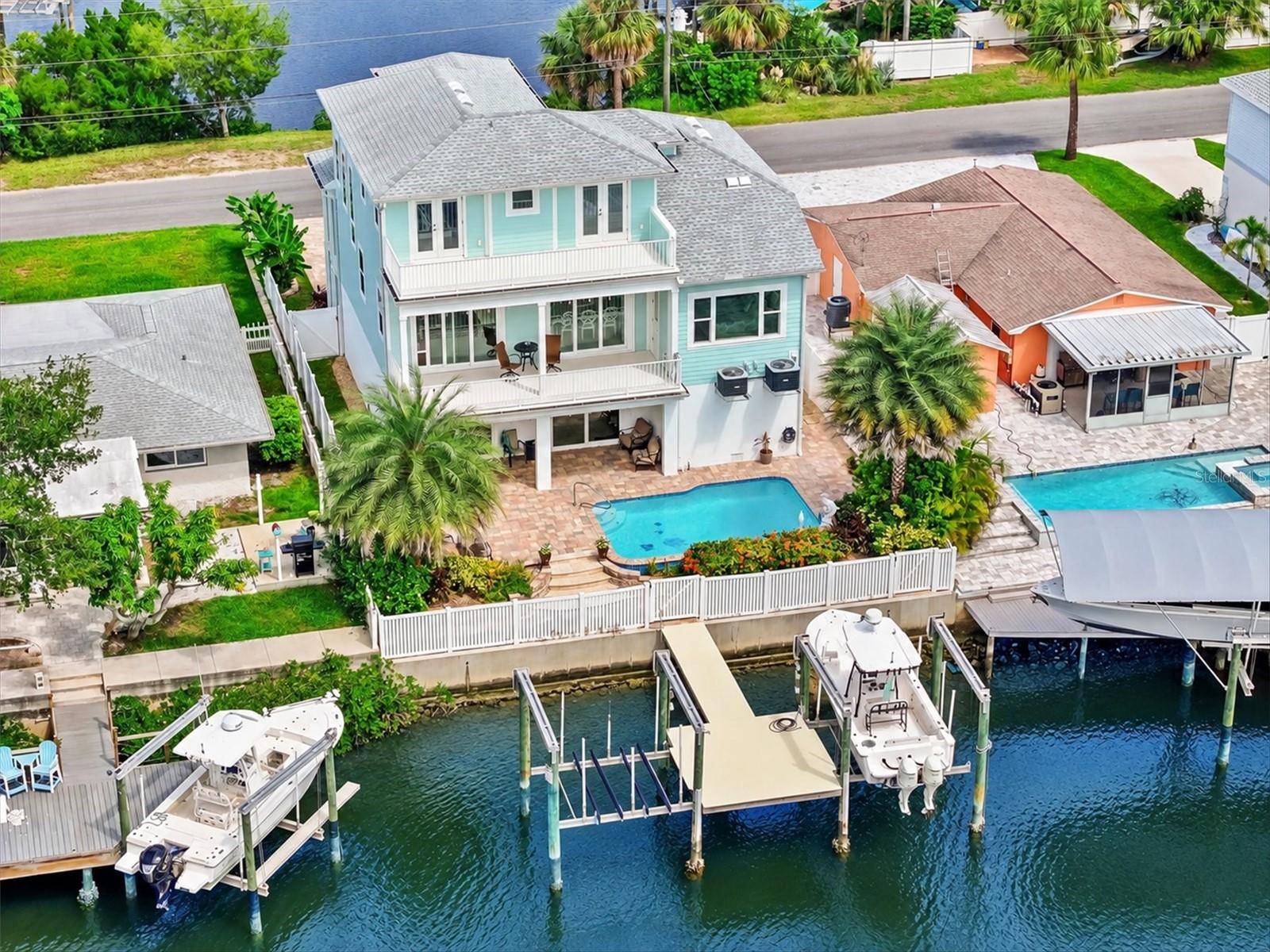 4030 GULF COAST DR, Hernando Beach, FL 34607