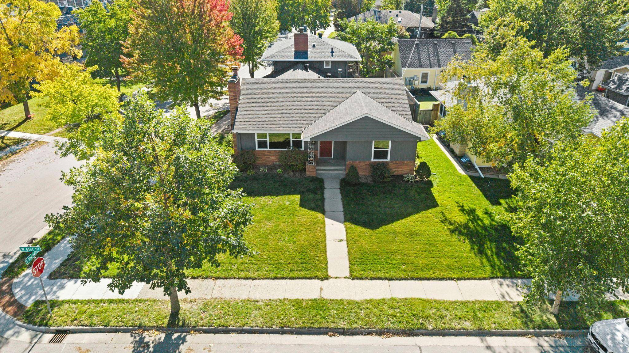 2001 W 61st ST, Minneapolis, MN 55419