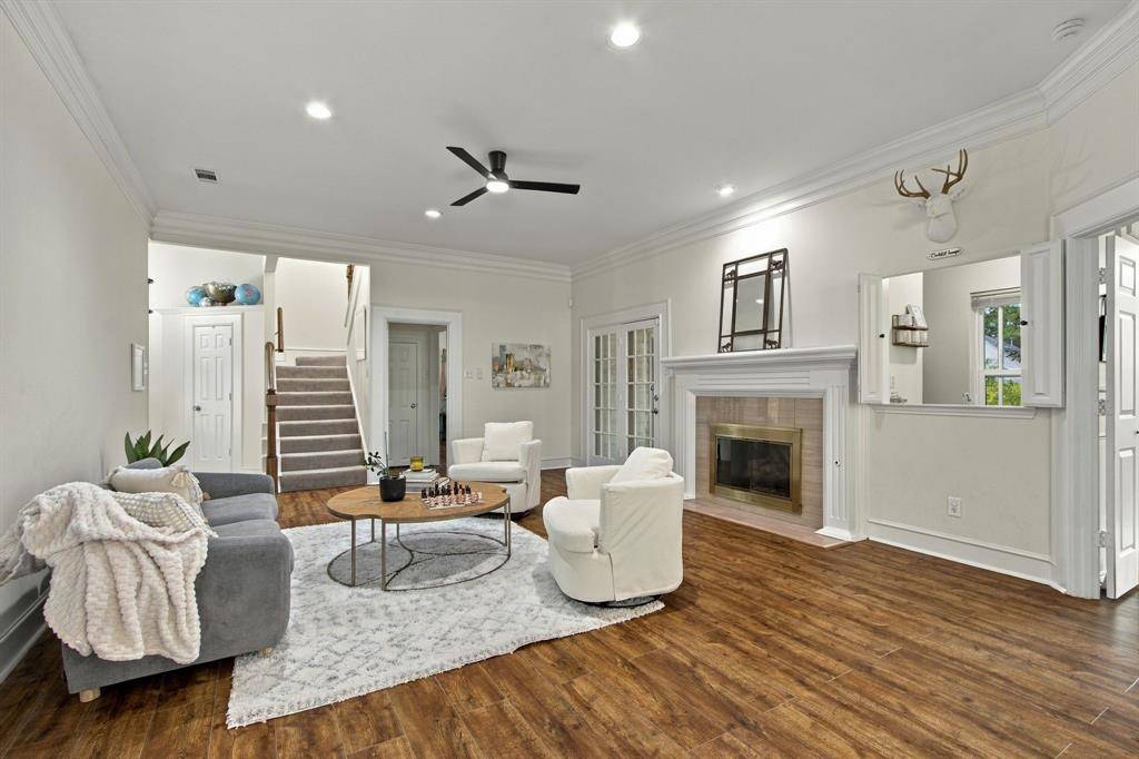 2905 Foxcreek Drive, Richardson, TX 75082