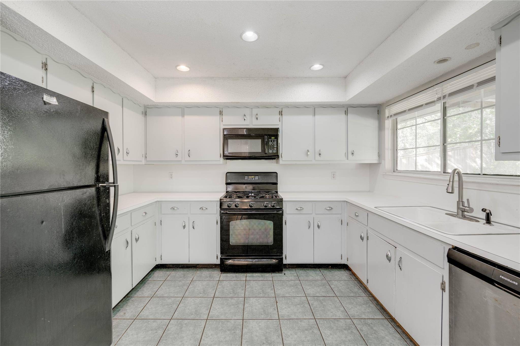 2713 Tether TRL, Austin, TX 78704
