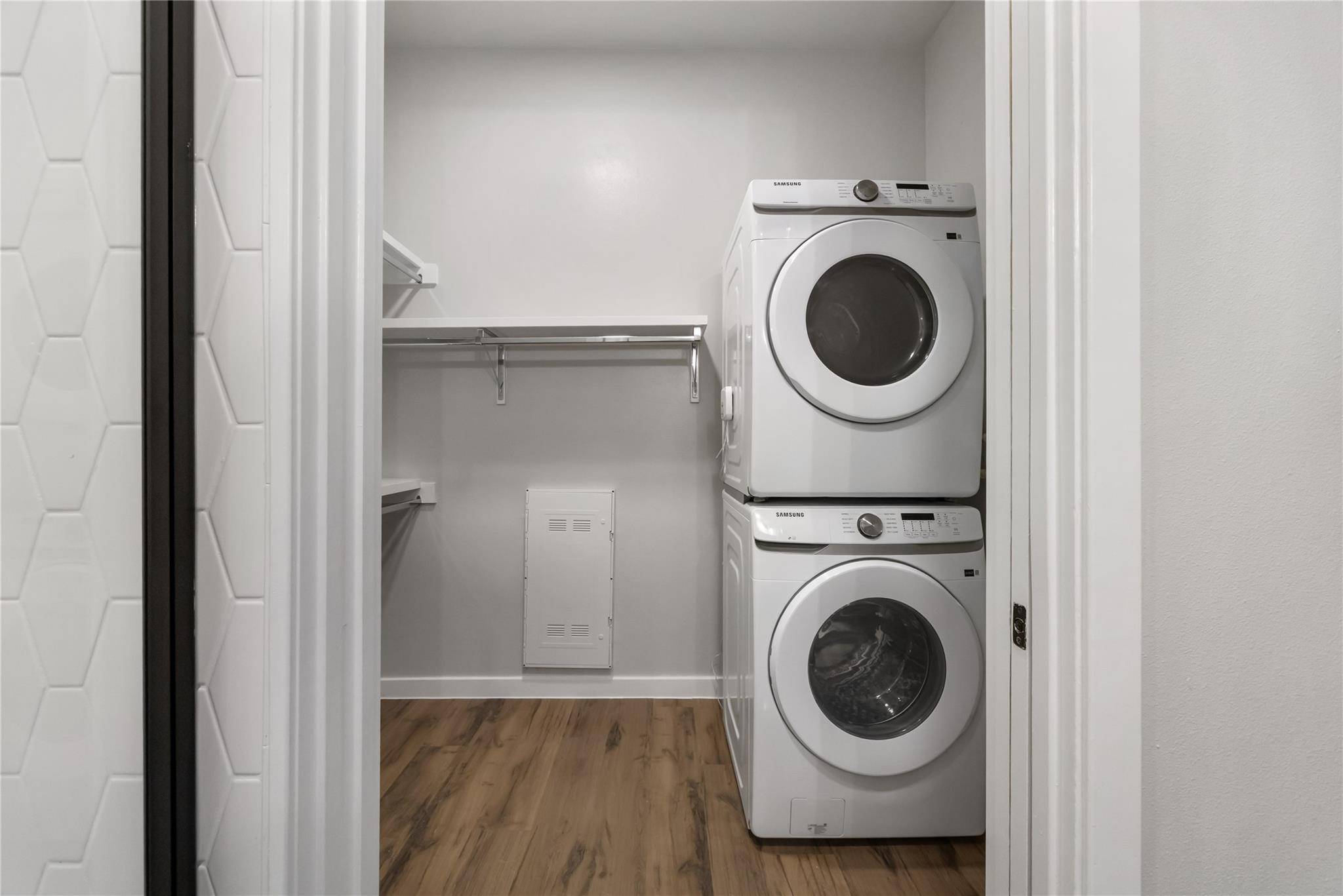 4510 Terry O LN #unit 327, Austin, TX 78745