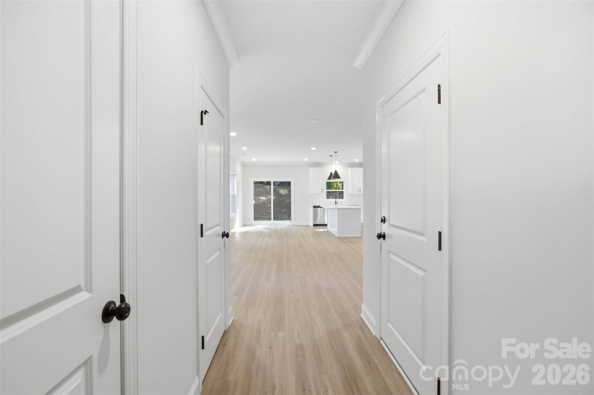 603 Coulwood DR, Charlotte, NC 28214
