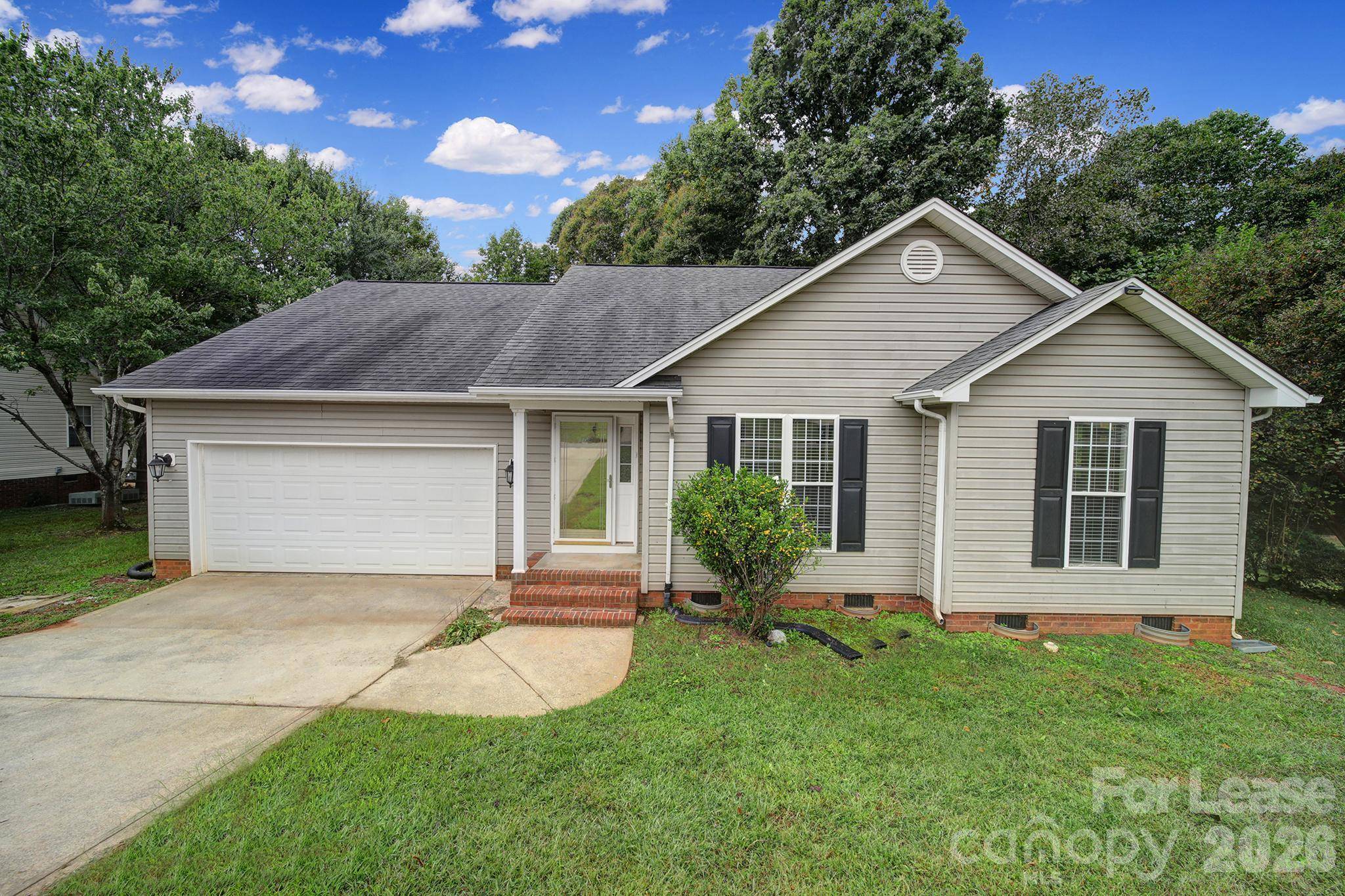 303 Bennington DR, Stanley, NC 28164