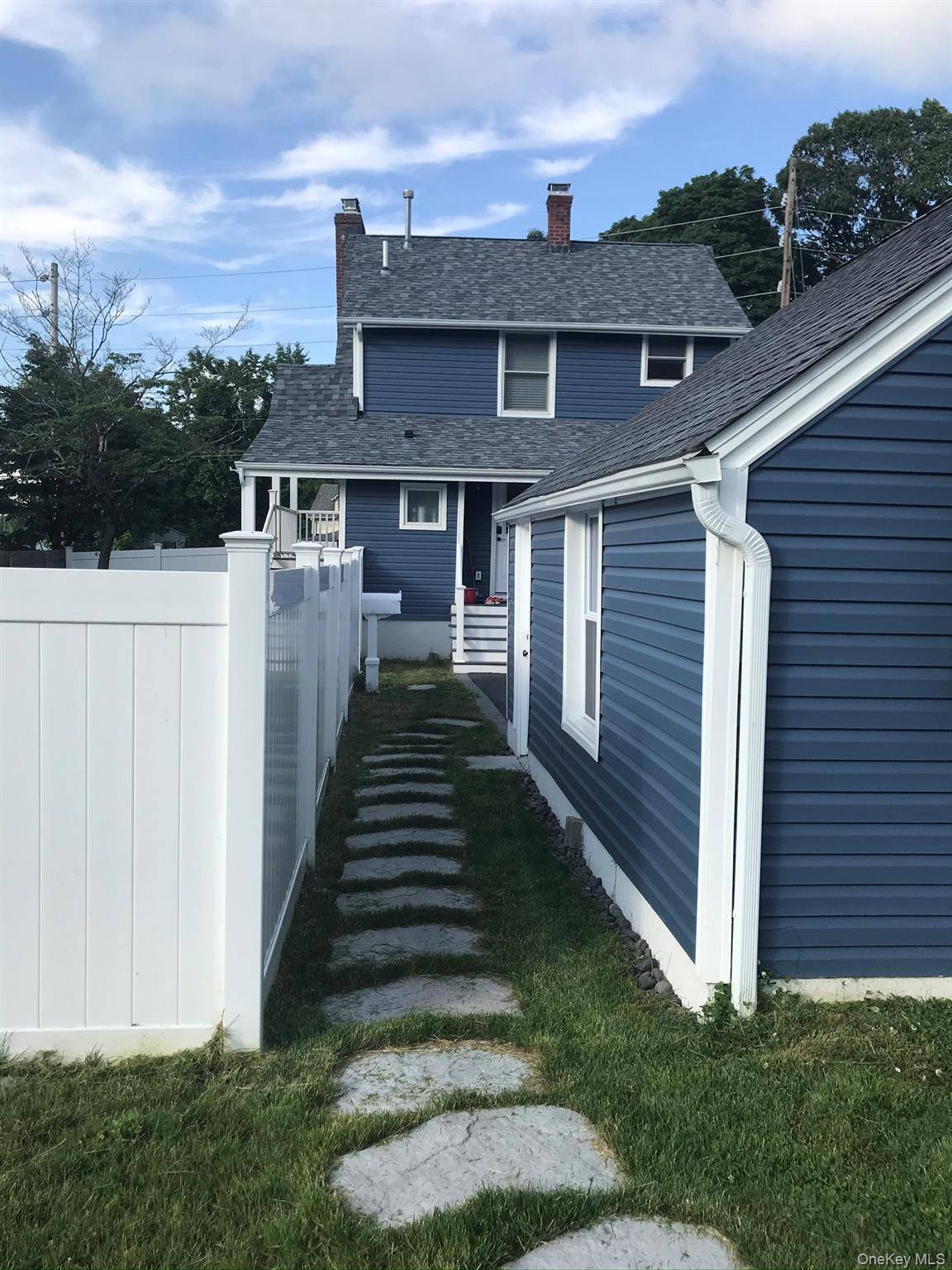 57 Spring RD, Huntington, NY 11743