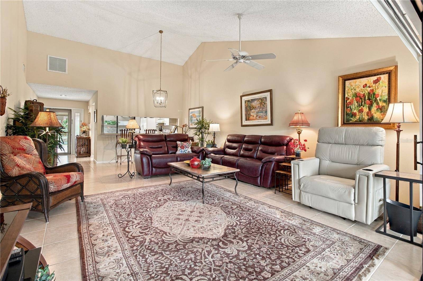 3123 SANDLEHEATH #4, Sarasota, FL 34235