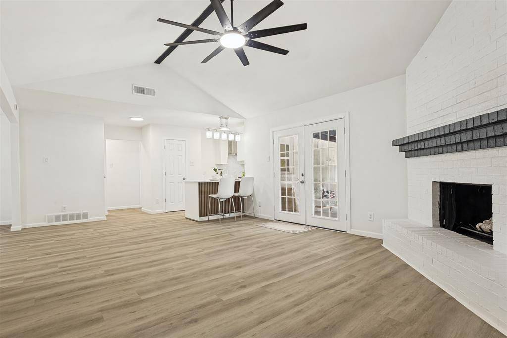 354 Brookview Drive, Garland, TX 75043