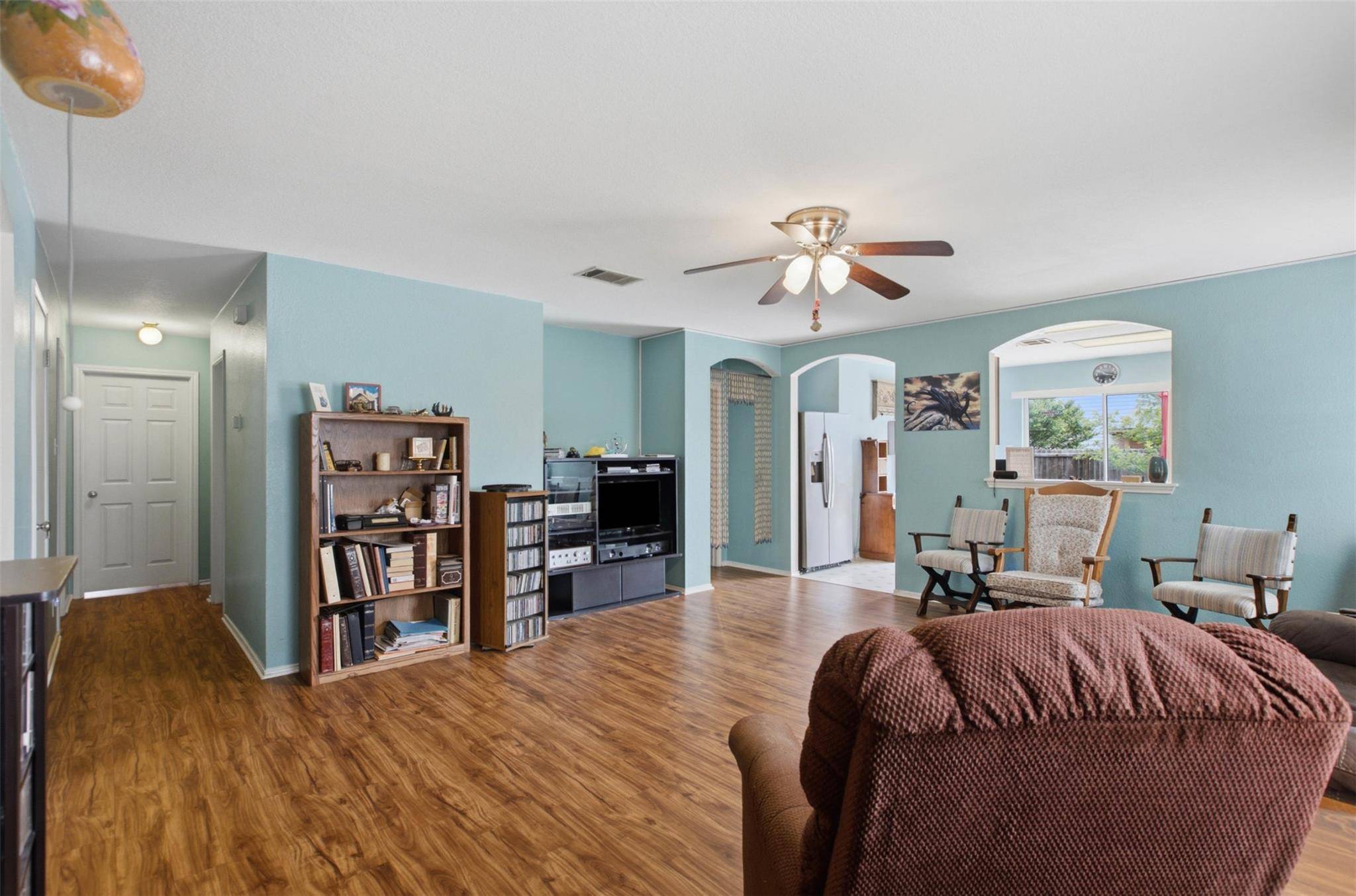 718 Blair Ave, Bastrop, TX 78602