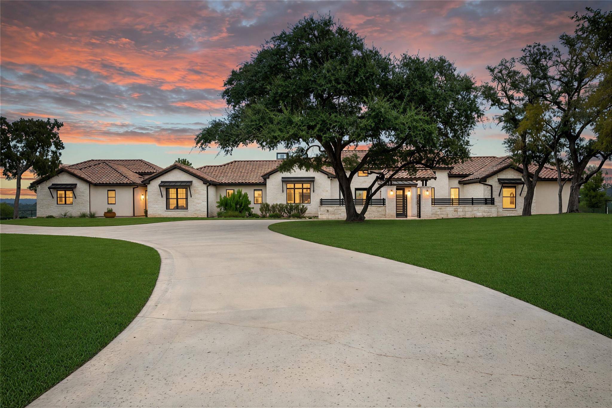 2035 County Road 410, Spicewood, TX 78669